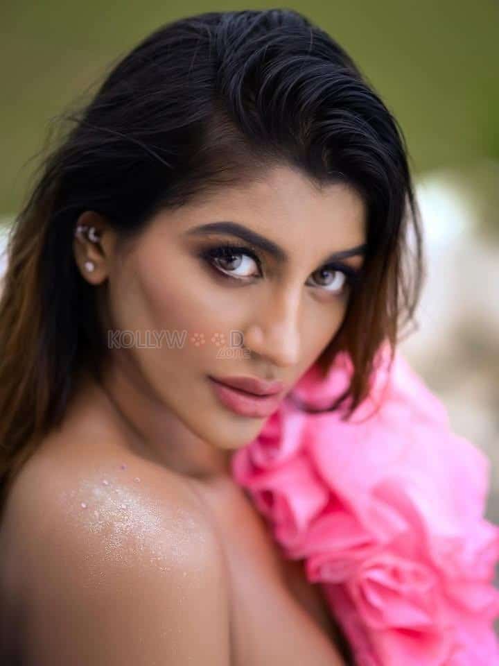 Flashy Glam Yashika Aannand in a Pink Floral Strapless Top and Black Mini Skirt Pictures 02