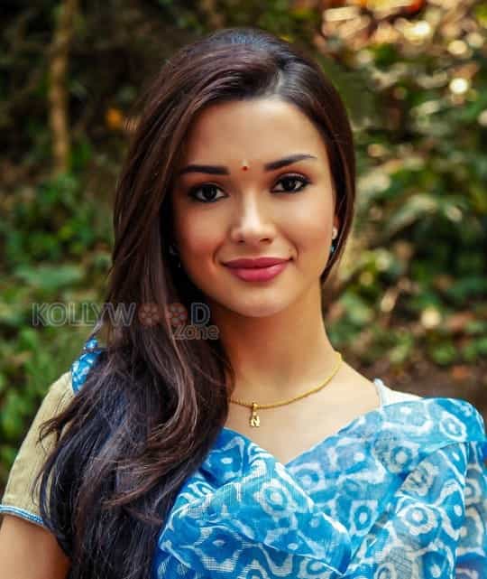 Gethu Movie Amy Jackson Stills