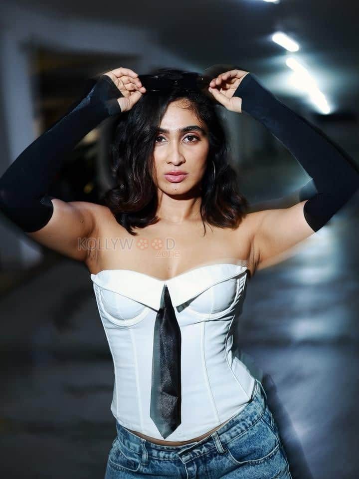 Glamorous Deepti Sati in a White Tie Corset Top with Denim Pant Photos 04