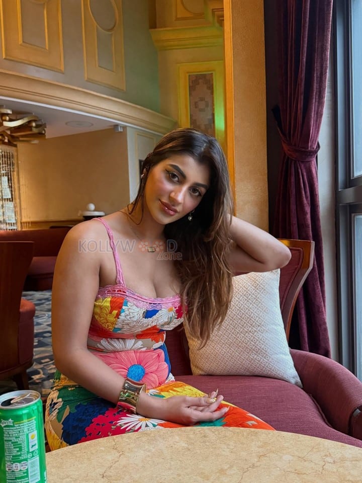 Glamorous Yashika Aannand in a Floral Maxi Dress Pictures 01