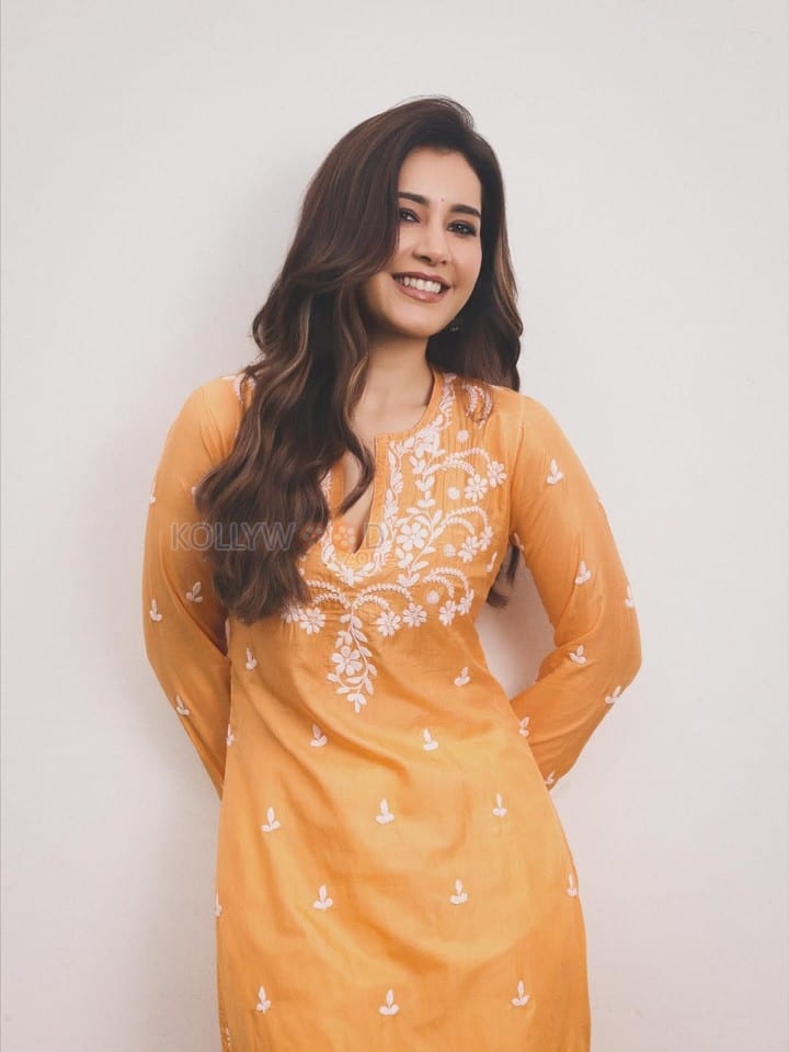 Gorgeous Raashi Khanna in a Mustard Yellow Embroidered Kurta Pictures 08