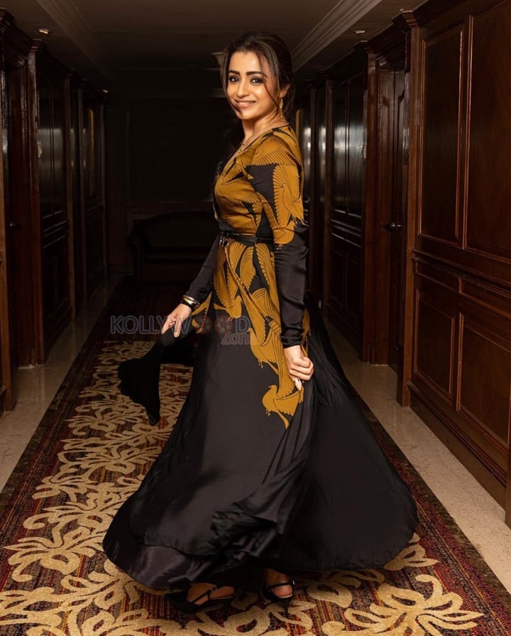 Gorgeous Trisha Krishnan in a Black and Yellow Maxi Dress Photos 01