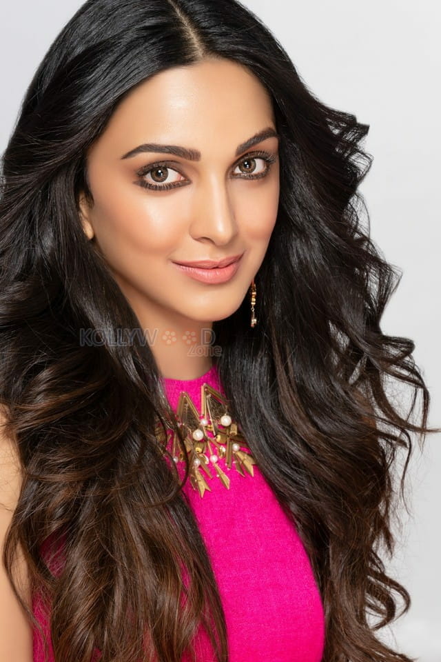 Gorgeous and Beautiful Kiara Advani Photos