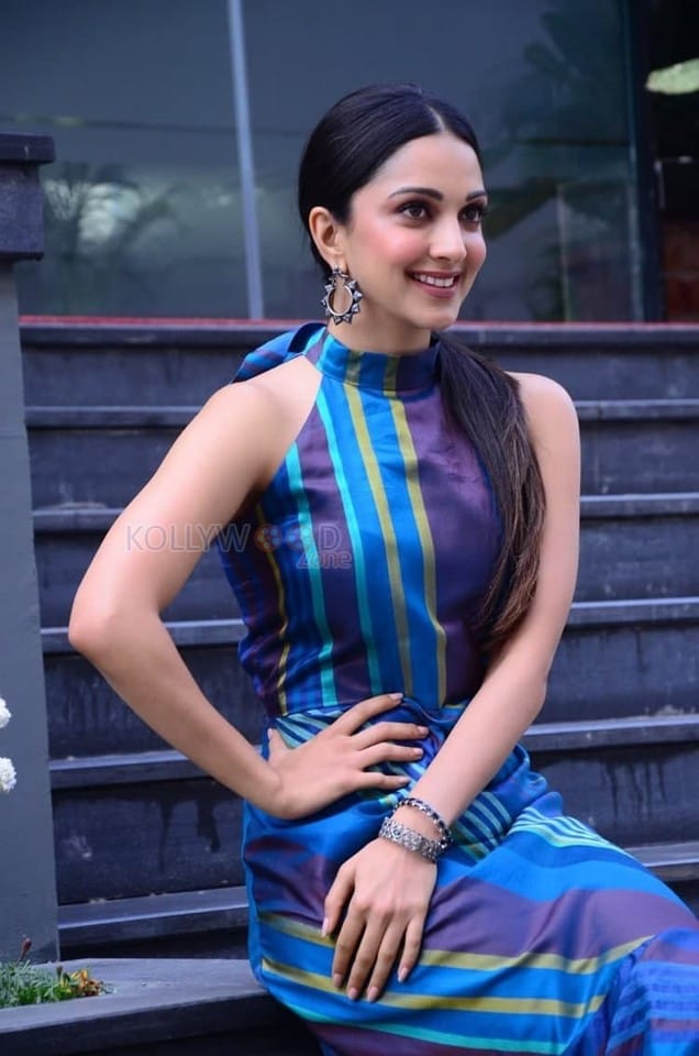 Handsome Kiara Advani Photoshoot Stills 02