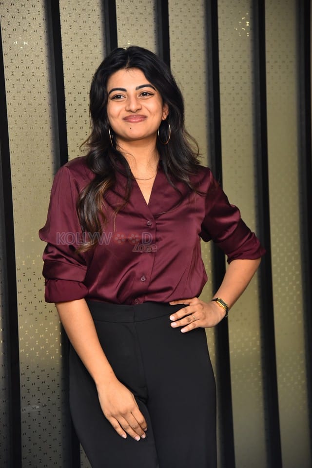 Heroine Anandhi at Premante Movie Success Meet Pictures 05