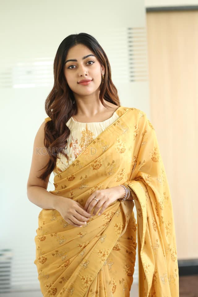 Heroine Anu Emmanuel at The Girlfriend Interview Photos 07