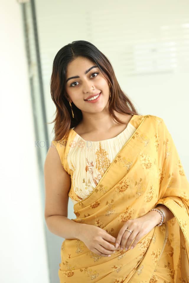 Heroine Anu Emmanuel at The Girlfriend Interview Photos 37