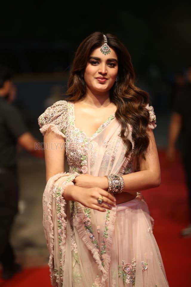 Heroine Nidhhi Agerwal at Hari Hara Veera Mallu Pre Release Event Pictures 16