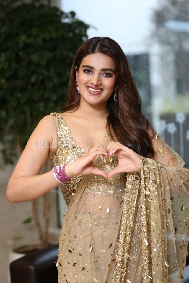 Heroine Nidhhi Agerwal at Hari Hara Veera Mallu Success Meet Photos 06