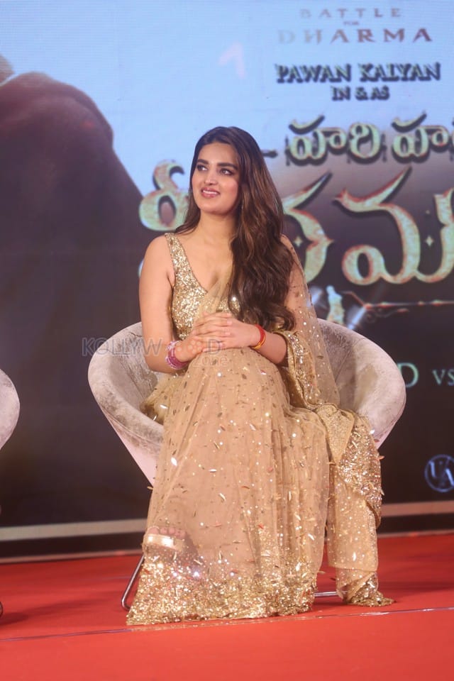 Heroine Nidhhi Agerwal at Hari Hara Veera Mallu Success Meet Photos 24