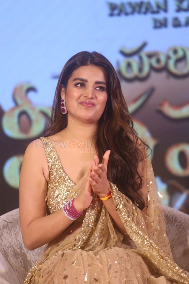 Heroine Nidhhi Agerwal at Hari Hara Veera Mallu Success Meet Photos 28