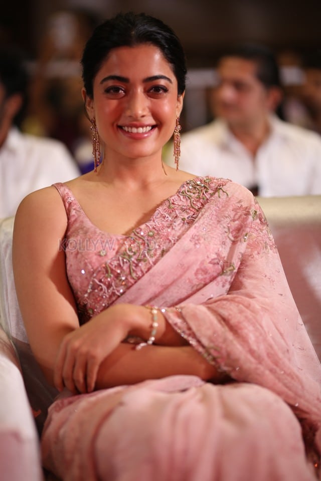 Heroine Rashmika Mandanna at Kuberaa Movie Pre Release Event Photos 17