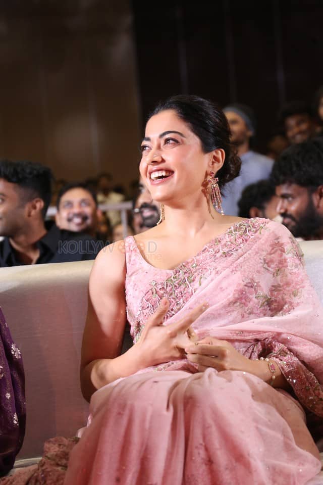 Heroine Rashmika Mandanna at Kuberaa Movie Pre Release Event Photos 24