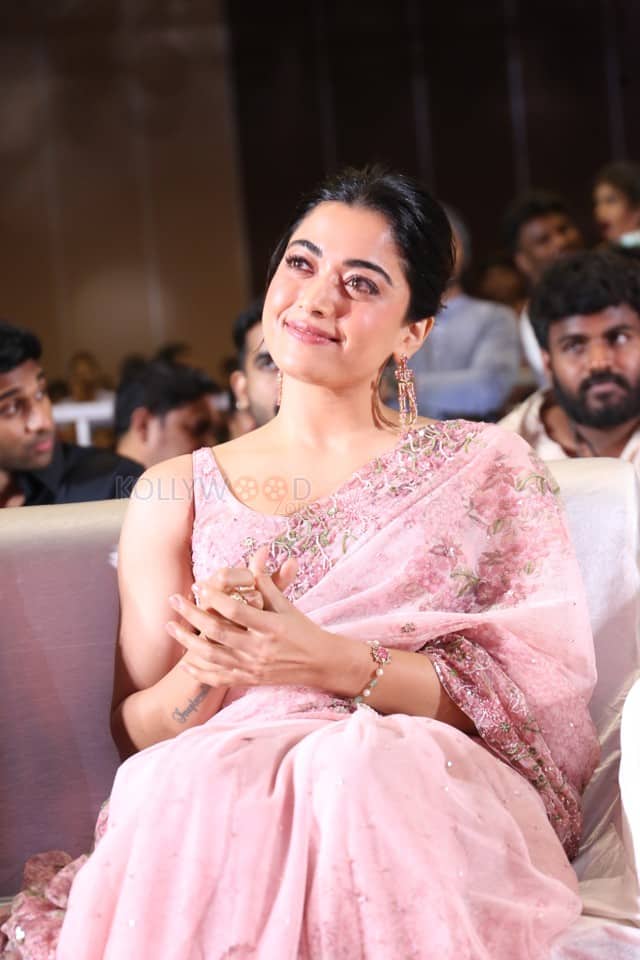 Heroine Rashmika Mandanna at Kuberaa Movie Pre Release Event Photos 25