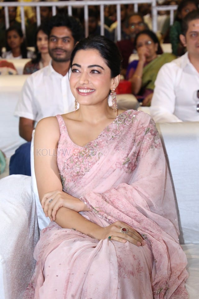 Heroine Rashmika Mandanna at Kuberaa Movie Pre Release Event Photos 33