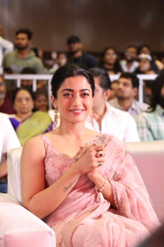 Heroine Rashmika Mandanna at Kuberaa Movie Pre Release Event Photos 40