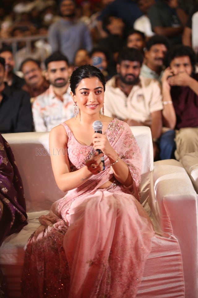 Heroine Rashmika Mandanna at Kuberaa Movie Pre Release Event Photos 49