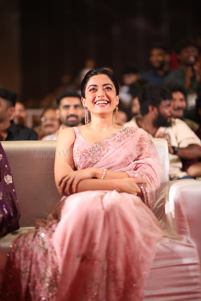 Heroine Rashmika Mandanna at Kuberaa Movie Pre Release Event Photos 55