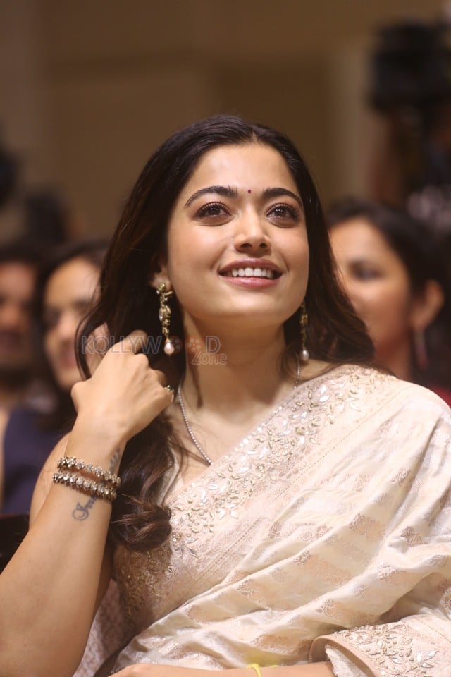 Heroine Rashmika Mandanna at Kuberaa Movie Success Meet Pictures 23
