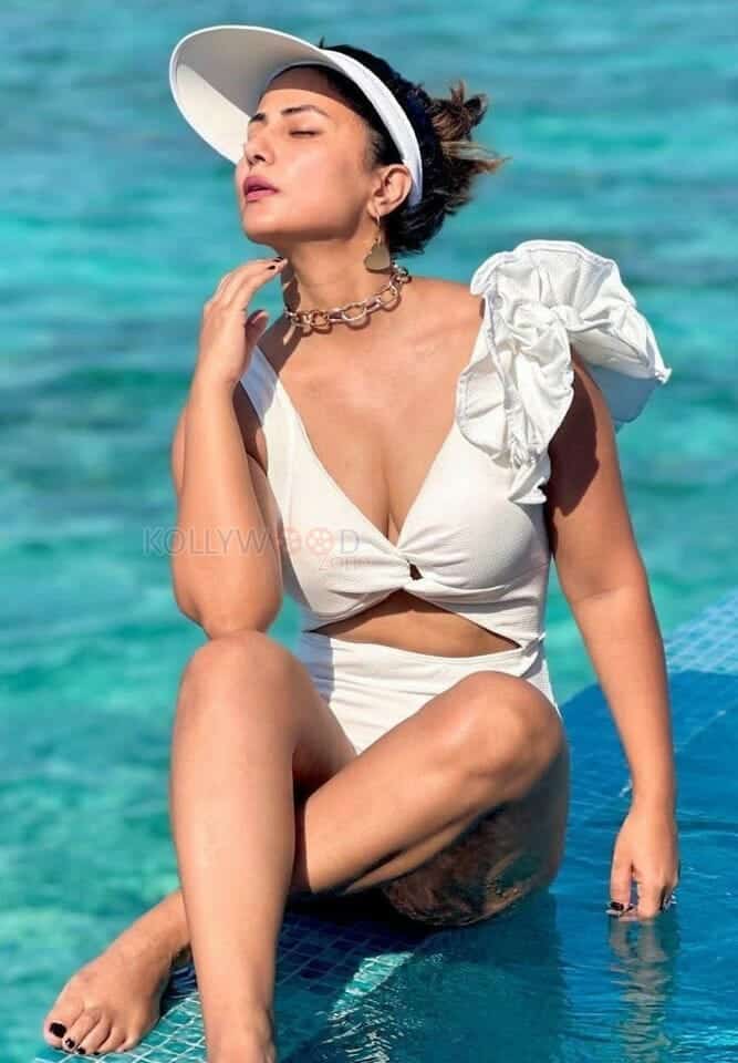 Hina Khan White Bikini Photos 01