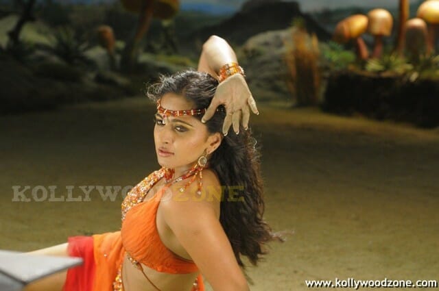 Hot Anushka Shetty Latest Stills