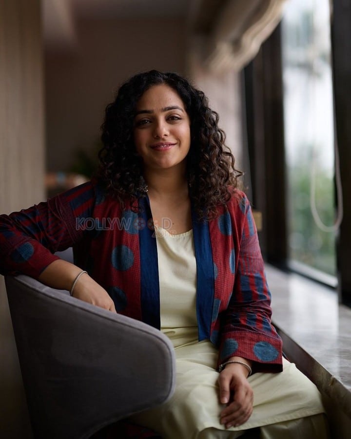 Idly Kadai Actress Nithya Menen Photoshoot Stills 03