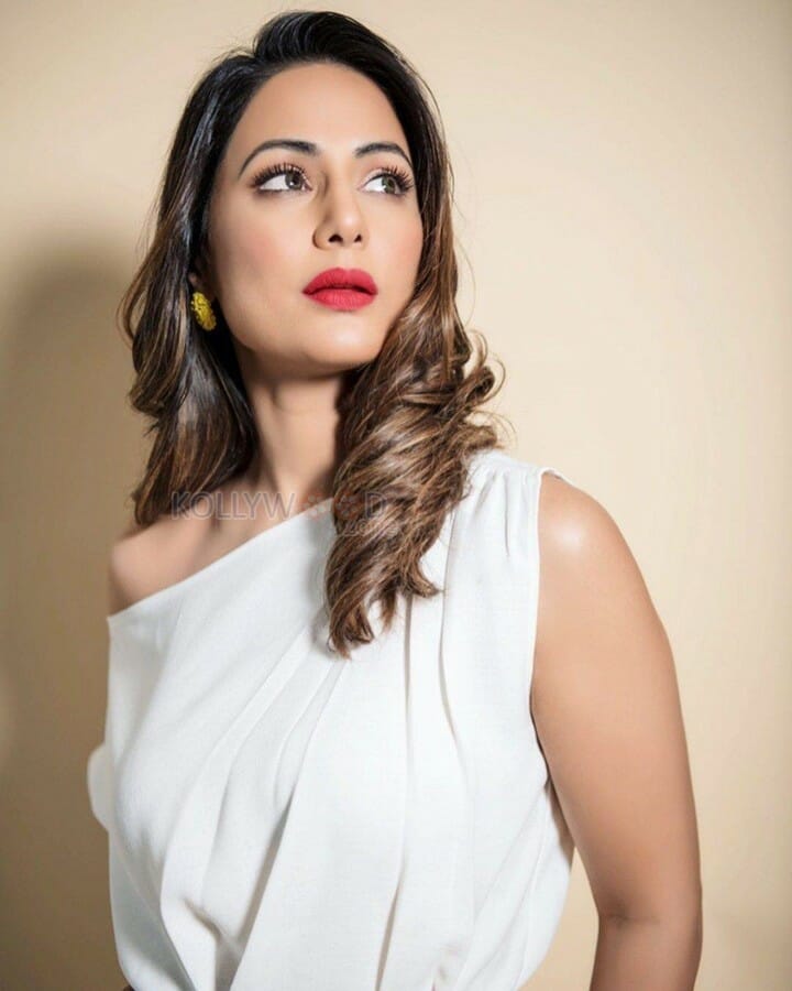 Indian Actress Hina Khan Photoshoot Stills