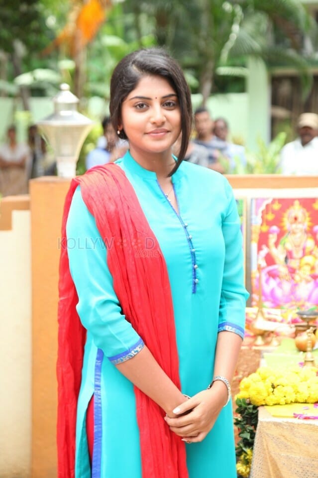 Ippadai Vellum Manjima Mohan Pictures