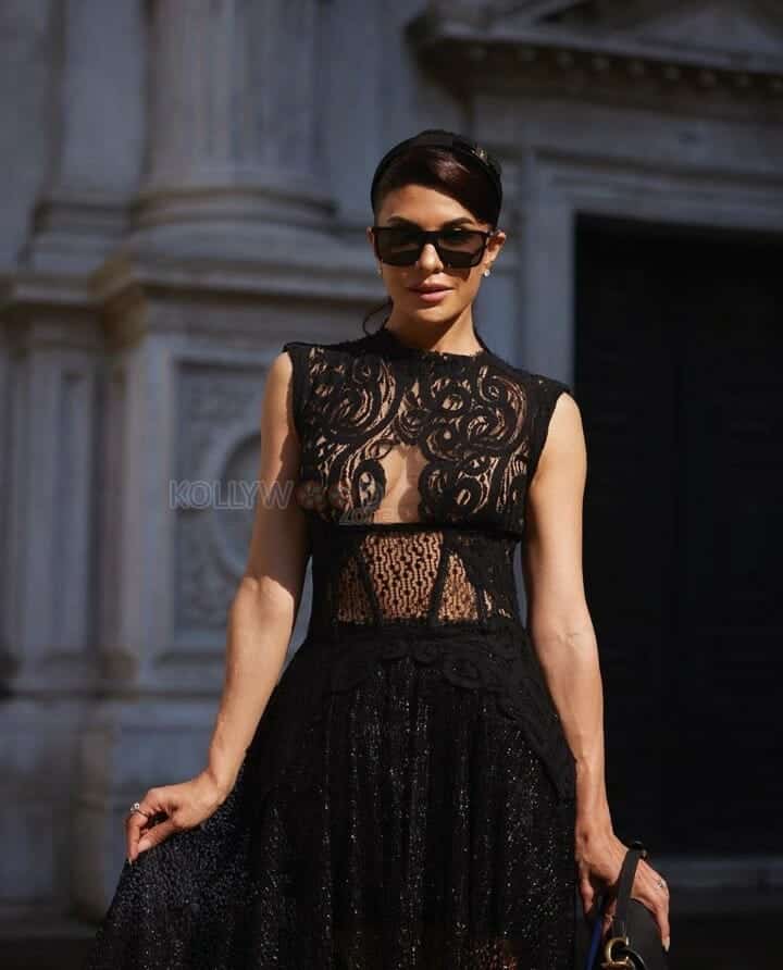 Jacqueline Fernandez in a Black Lace Corset Dress for Venice Film Festival Photos 03