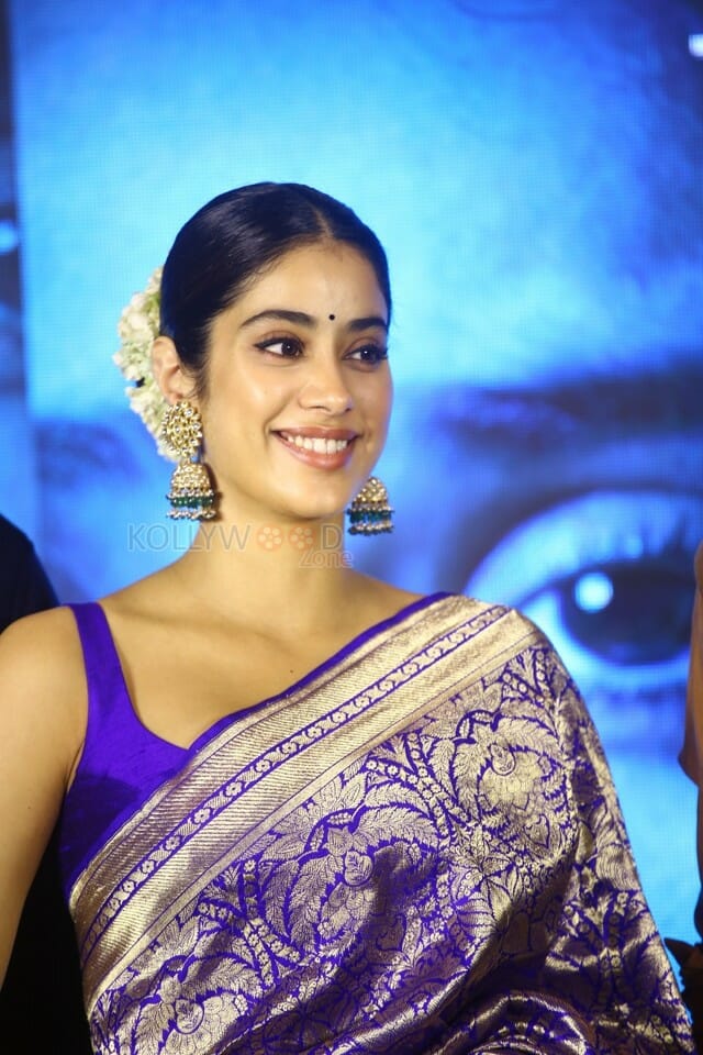 Janhvi Kapoor in a Blue Saree and Backless Blouse for Mili Promotion Event Photos 14