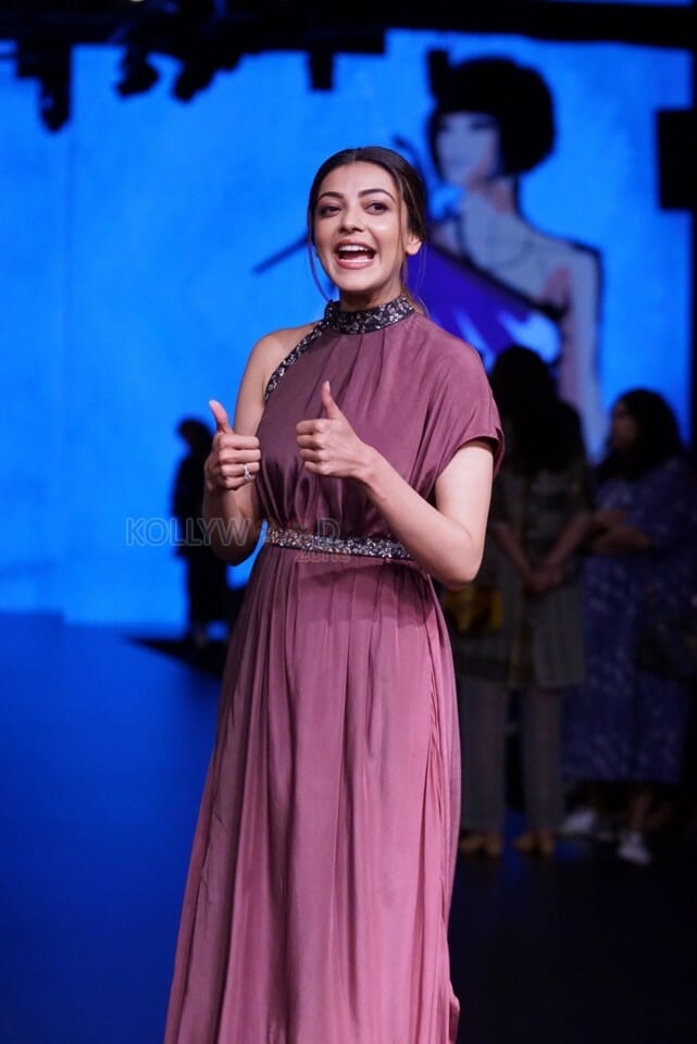 Kajal Agarwal At Anushree Reddy Show Stopper At Lakme Fashion Week Photos