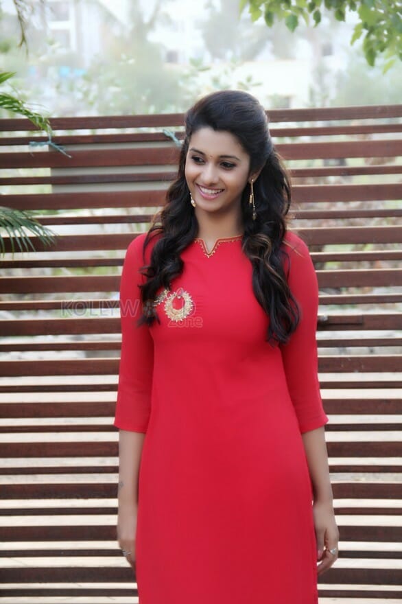 Kalyanam Mudhal Kadhal Varai Fame Actress Priya Bhavani Shankar Photos