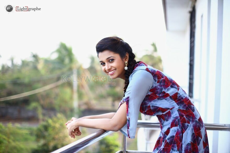 Kalyanam Mudhal Kadhal Varai Fame Actress Priya Bhavani Shankar Photos