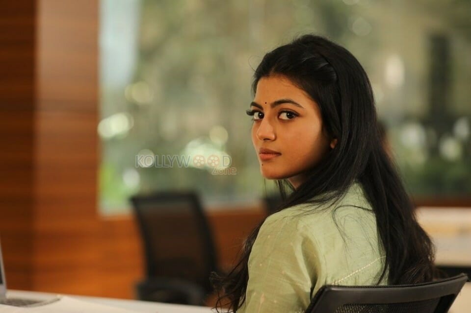 Kamali From Nadukkaveri Movie Heroine Anandhi Stills