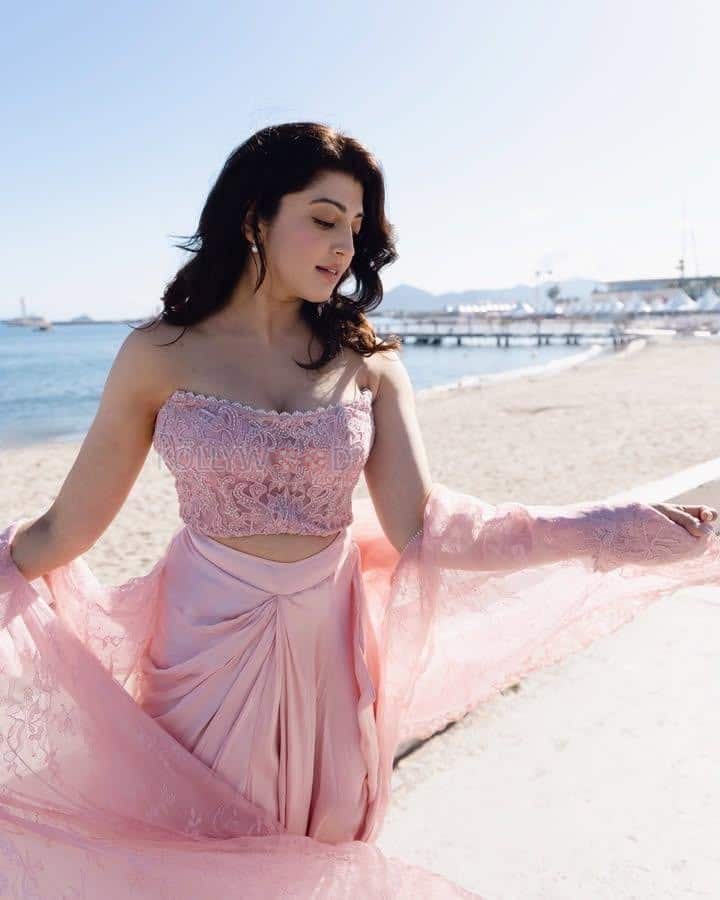 Kannada Actress Pranita Subhash in a Baby Pink Skirt and Strapless Blouse at Cannes Film Festival Pictures 03