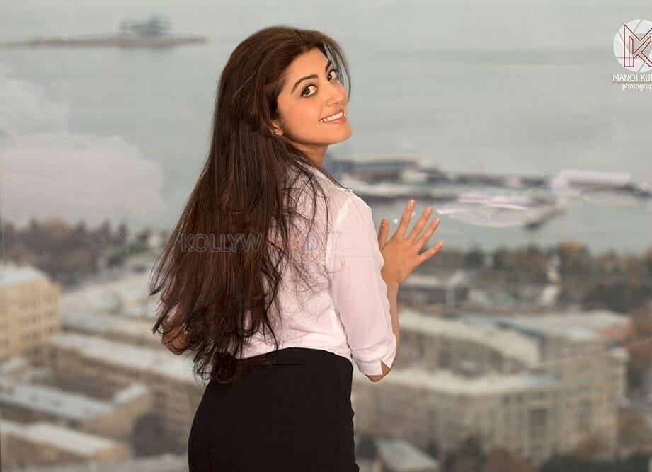 Kannada Heroine Pranitha Subash Photoshoot Photos
