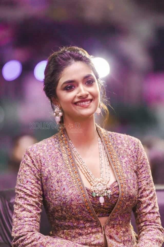 Keerthy Suresh Smiling Picture 01