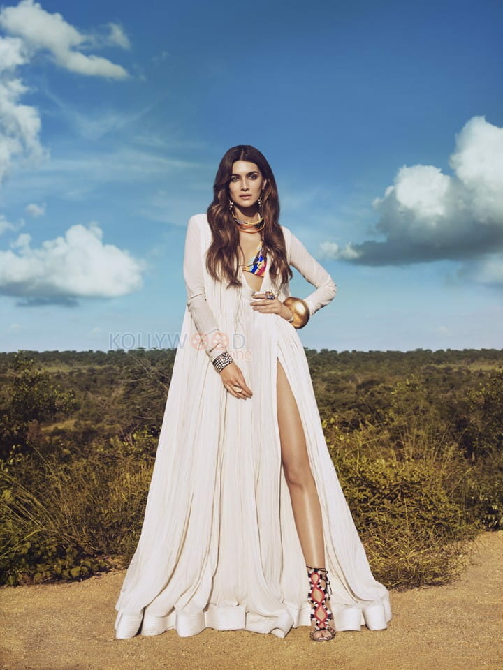 Kriti Sanon Stunning Photoshoot Pictures