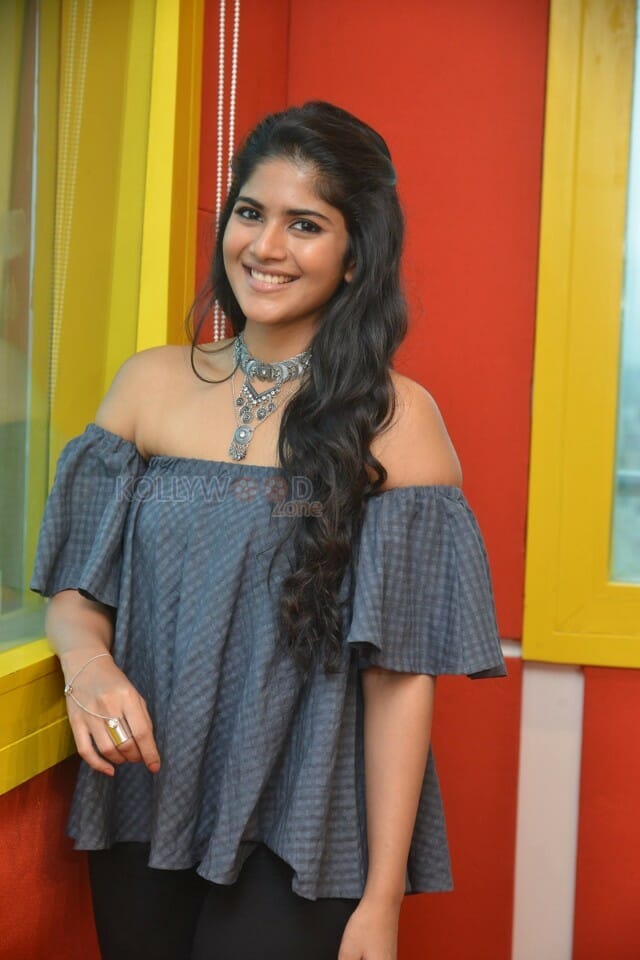 Lie Movie Heroine Mega Akash At Radio Mirchi Photos