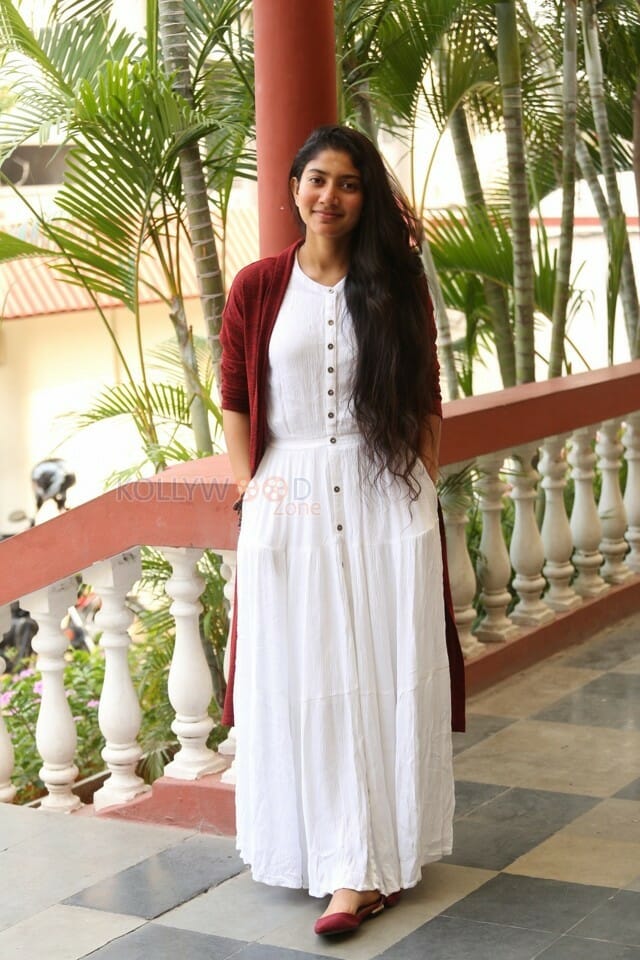 Maari Heroine Sai Pallavi Interview Stills