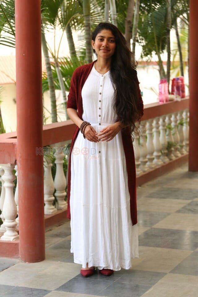 Maari Heroine Sai Pallavi Interview Stills