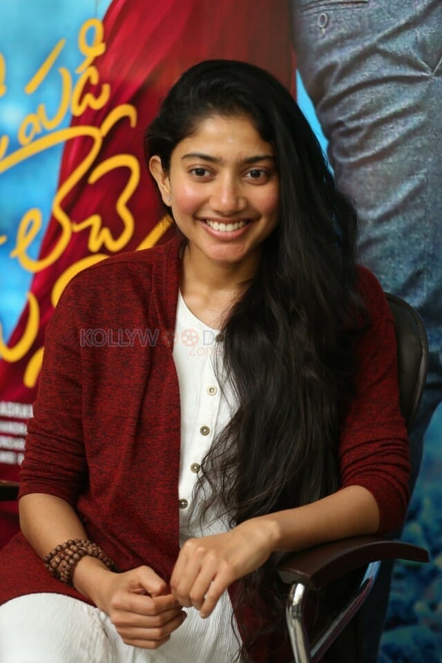 Maari Heroine Sai Pallavi Interview Stills