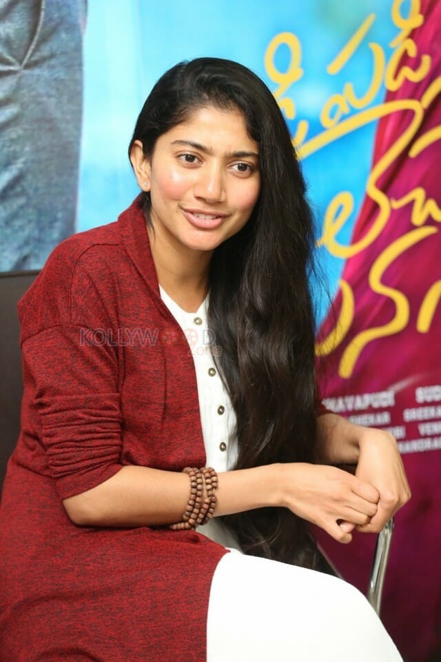 Maari Heroine Sai Pallavi Interview Stills