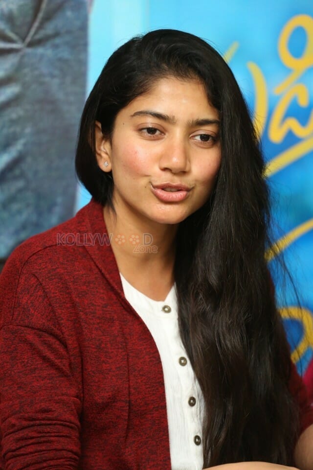 Maari Heroine Sai Pallavi Interview Stills