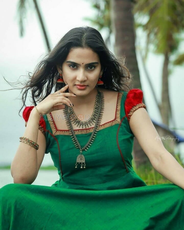 Malayalam Actress Aditi Ravi Pictures