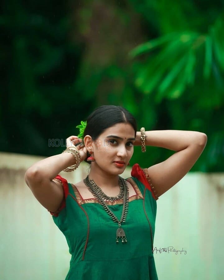 Malayalam Actress Aditi Ravi Pictures