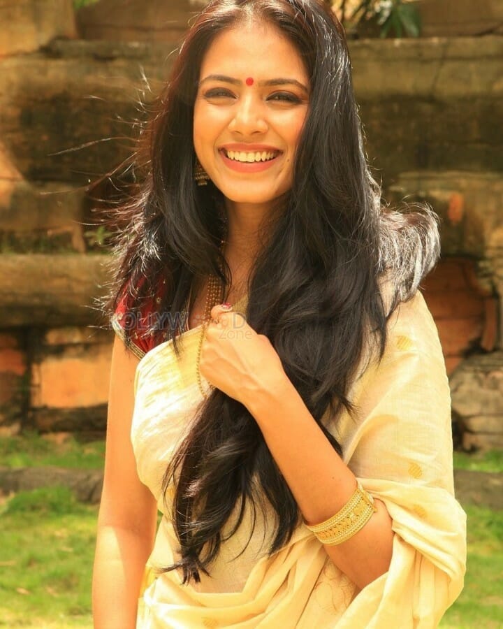 Malayalam Actress Malavika Mohanan Photos