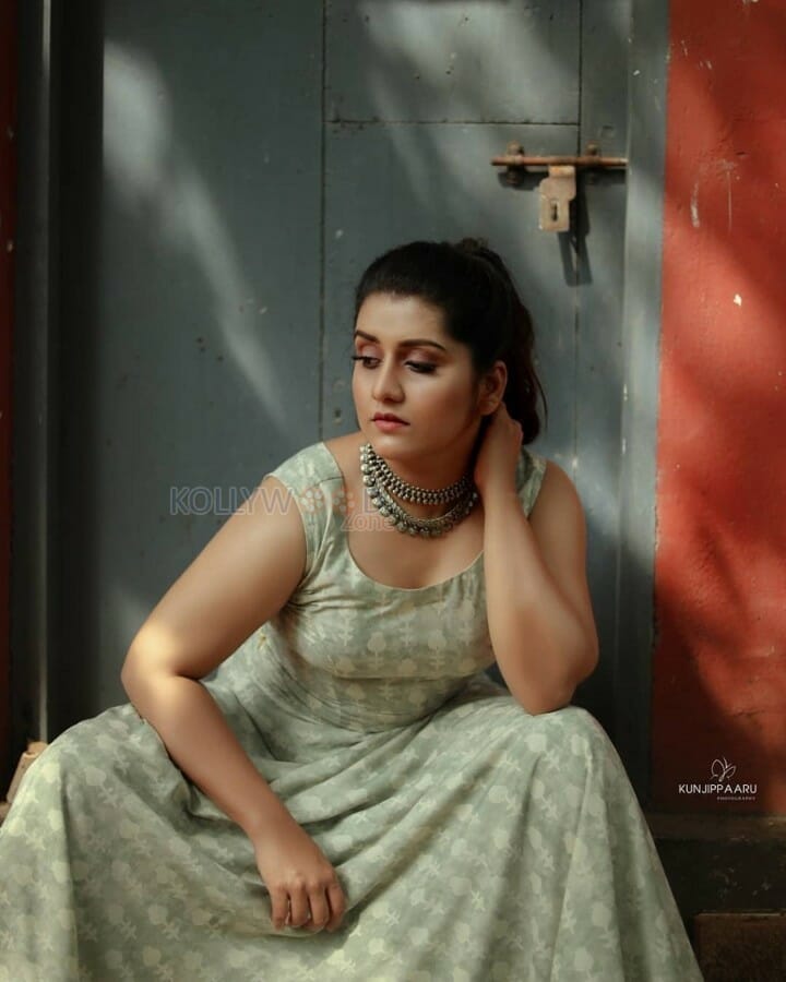 Malayalam Actress Sarayu Mohan Photoshoot Stills