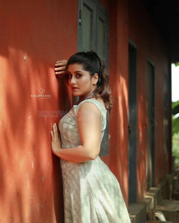 Malayalam Actress Sarayu Mohan Photoshoot Stills