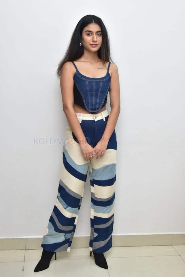 Malayalam Heroine Priya Prakash Varrier at BRO Interview Photos 26